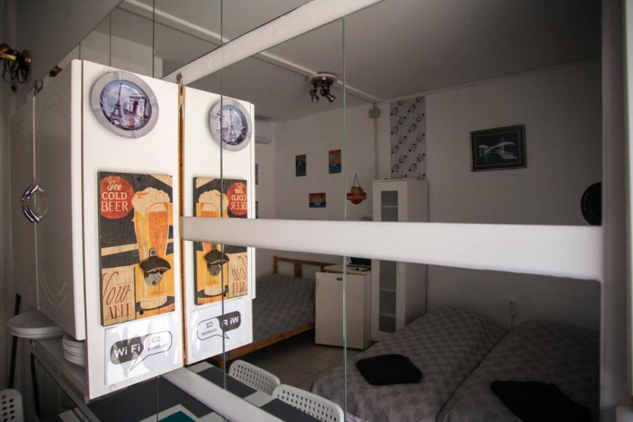 C2 Apartman Шіофок Екстер'єр фото